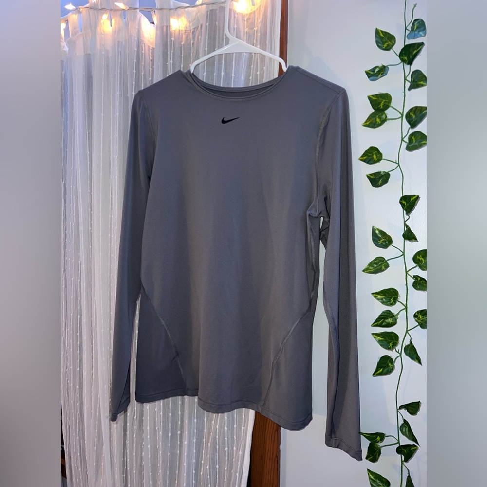 Nike dri fit long sleeve